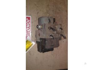 Używane Pompa ABS Alfa Romeo 146 (930B) 1.4 Twin Spark 16V Cena na żądanie oferowane przez Autodemontage Joko B.V.
