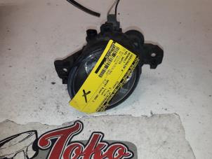 Begagnade Spotlight, höger Renault Vel Satis (BJ) 2.0 16V Turbo Pris på förfrågan erbjuds av Autodemontage Joko B.V.