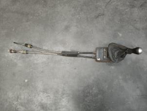 Używane Dzwignia zmiany biegów Citroen C5 II Break (RE) 1.6 HDiF 16V Cena na żądanie oferowane przez Autodemontage Joko B.V.