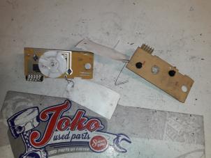 Begagnade Värmekontrollpanel Peugeot 205 II (20A/C) 1.4 Pris på förfrågan erbjuds av Autodemontage Joko B.V.