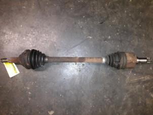 Begagnade Drivaxel, vänster fram Ford Transit 2.0 TDdi 16V 260S Pris på förfrågan erbjuds av Autodemontage Joko B.V.
