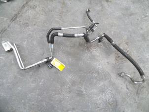 Begagnade Luftkonditioneringsledning Hyundai Trajet 2.0 CRDi 16V Pris på förfrågan erbjuds av Autodemontage Joko B.V.