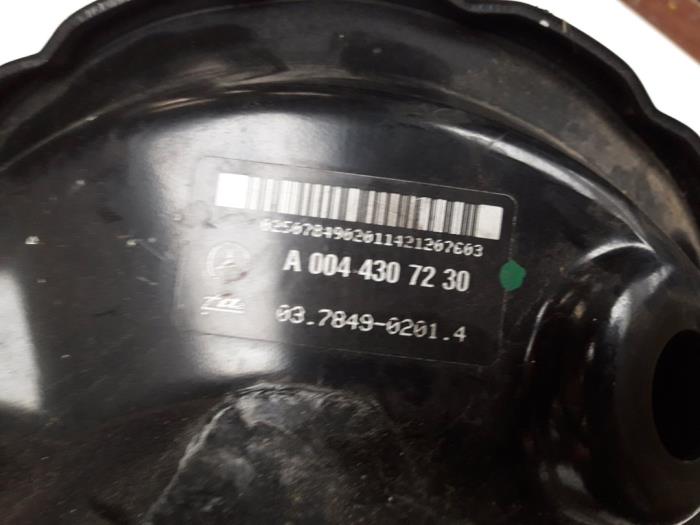 Bromsservo från en Mercedes-Benz C (W203) 2.2 C-200 CDI 16V 2002