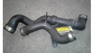 Begagnade Turboslang Mercedes C (W203) 2.2 C-200 CDI 16V Pris på förfrågan erbjuds av Autodemontage Joko B.V.