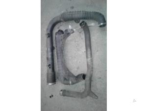 Begagnade Turboslang Mercedes Vito (638.0) 2.2 CDI 108 16V Pris på förfrågan erbjuds av Autodemontage Joko B.V.