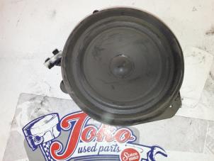 Begagnade Högtalare Audi A4 Avant (B6) 1.9 TDI PDE 130 Pris på förfrågan erbjuds av Autodemontage Joko B.V.