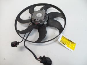 Begagnade Kylfläkt Volkswagen Passat (3C2) 2.0 TDI 16V 140 Pris på förfrågan erbjuds av Autodemontage Joko B.V.