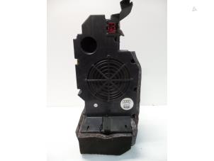 Begagnade Högtalare Audi A6 Avant (C5) 2.5 TDI V6 24V Pris på förfrågan erbjuds av Autodemontage Joko B.V.