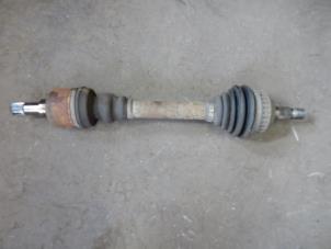 Begagnade Drivaxel, vänster fram Citroen Xsara Picasso (CH) 2.0 HDi 90 Pris på förfrågan erbjuds av Autodemontage Joko B.V.