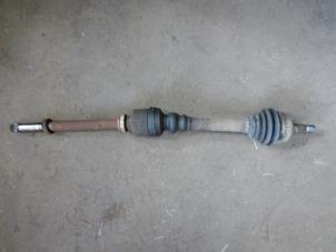 Begagnade Drivaxel, höger fram Citroen Xsara Picasso (CH) 2.0 HDi 90 Pris på förfrågan erbjuds av Autodemontage Joko B.V.