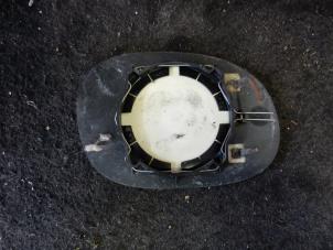 Begagnade Spegelglas, vänster Citroen Xsara Picasso (CH) 2.0 HDi 90 Pris på förfrågan erbjuds av Autodemontage Joko B.V.