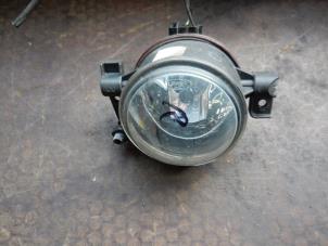 Begagnade Spotlight, höger Ford Focus 2 Wagon 1.6 TDCi 16V 110 Pris på förfrågan erbjuds av Autodemontage Joko B.V.