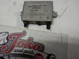 Gebruikte Antenne Versterker BMW 3 serie (E46/4) 320d 16V Prijs op aanvraag aangeboden door Autodemontage Joko B.V.