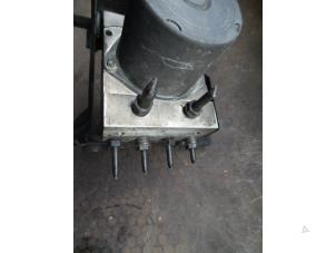 Begagnade ABS-pump BMW 5 serie Touring (E61) 530d 24V Pris på förfrågan erbjuds av Autodemontage Joko B.V.