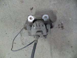 Begagnade Bakre bromsok, höger BMW 5 serie Touring (E61) 530d 24V Pris på förfrågan erbjuds av Autodemontage Joko B.V.