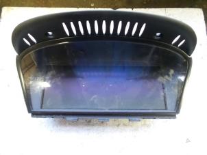 Begagnade Innerdisplay BMW 5 serie Touring (E61) 530d 24V Pris på förfrågan erbjuds av Autodemontage Joko B.V.