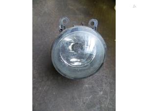 Begagnade Spotlight, höger Ford Focus 2 1.6 TDCi 16V 90 Pris på förfrågan erbjuds av Autodemontage Joko B.V.