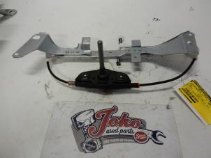 Gebruikte Raammechaniek 4Deurs links-achter Ford Fiesta 5 (JD/JH) 1.3 Prijs op aanvraag aangeboden door Autodemontage Joko B.V.