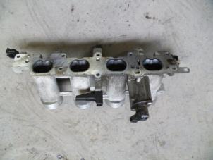 Begagnade Insugsrör Alfa Romeo GT (937) 2.0 JTS 16V Pris på förfrågan erbjuds av Autodemontage Joko B.V.