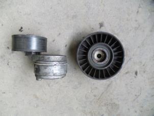 Gebruikte Spanrol Multiriem Alfa Romeo GT (937) 2.0 JTS 16V Prijs op aanvraag aangeboden door Autodemontage Joko B.V.