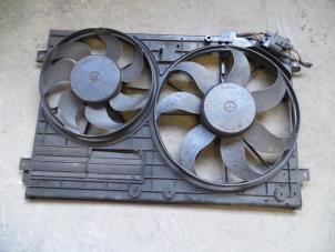 Begagnade Kylfläkt Volkswagen Passat Variant (3C5) 2.0 TDI 16V 135 Pris på förfrågan erbjuds av Autodemontage Joko B.V.