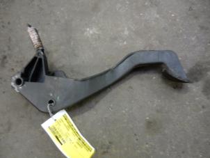 Begagnade Kopplingspedal Fiat Ducato (243/244/245) 2.3 JTD 16V Pris på förfrågan erbjuds av Autodemontage Joko B.V.