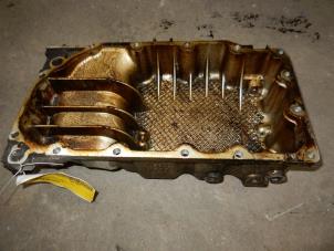 Begagnade Oljetråg Landrover Freelander Hard Top 1.8 16V Pris på förfrågan erbjuds av Autodemontage Joko B.V.