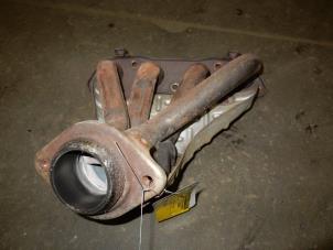 Gebruikte Uitlaatspruitstuk Toyota Celica (ZZT230/231) 1.8i 16V Prijs op aanvraag aangeboden door Autodemontage Joko B.V.