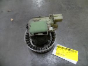 Begagnade Fläktmotor för uppvärmning och ventilation Opel Calibra 2.0i 16V Pris på förfrågan erbjuds av Autodemontage Joko B.V.