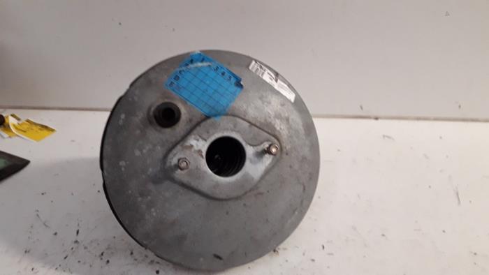 Bromsservo från en Renault Trafic New (FL) 1.9 dCi 100 16V 2004