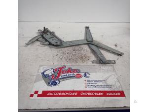 Begagnade Fönstermekanism, 2-dörrars, vänster fram Opel Calibra Pris på förfrågan erbjuds av Autodemontage Joko B.V.