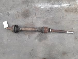 Begagnade Drivaxel, höger fram Citroen Xantia (X1/2) 1.8i X,SX,Harmonie,Sensation 16V Pris på förfrågan erbjuds av Autodemontage Joko B.V.