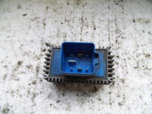 Begagnade Glödstiftsrelä Opel Astra H GTC (L08) 1.3 CDTI 16V Ecotec Pris på förfrågan erbjuds av Autodemontage Joko B.V.