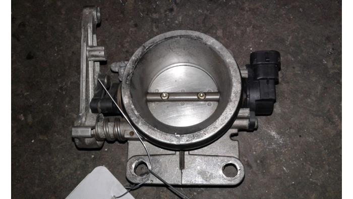 Spjällhus från en Renault Megane Coupé (DA) 1.4 16V 2000