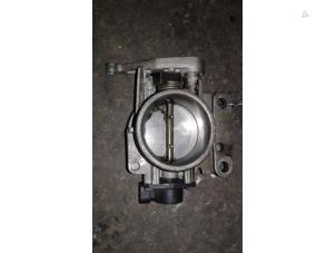 Gebruikte Gasklephuis Renault Megane Coupé (DA) 1.4 16V Prijs op aanvraag aangeboden door Autodemontage Joko B.V.