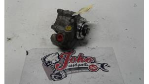 Begagnade Servostyrningspump Iveco New Daily III 35S11V,C11V Pris på förfrågan erbjuds av Autodemontage Joko B.V.