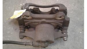 Begagnade Främre bromsok, höger Fiat Punto Evo (199) 1.3 JTD Multijet 85 16V Euro 5 Pris på förfrågan erbjuds av Autodemontage Joko B.V.