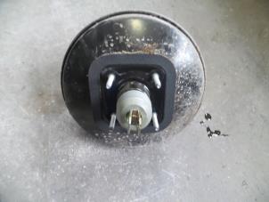 Begagnade Bromsservo Citroen Xsara Picasso (CH) 1.6 Pris på förfrågan erbjuds av Autodemontage Joko B.V.