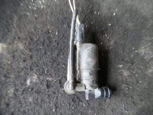 Begagnade Pump, vindrutespolare Citroen Xsara Picasso (CH) 1.6 Pris på förfrågan erbjuds av Autodemontage Joko B.V.
