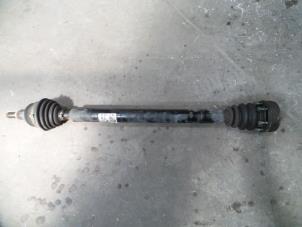 Begagnade Drivaxel, höger fram Audi A3 (8L1) 1.6 Pris på förfrågan erbjuds av Autodemontage Joko B.V.