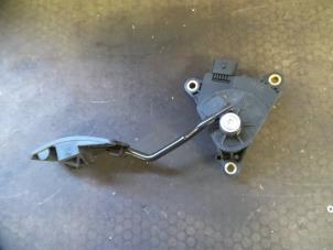 Begagnade Gaspedal Nissan Qashqai (J10) 1.6 16V Pris på förfrågan erbjuds av Autodemontage Joko B.V.