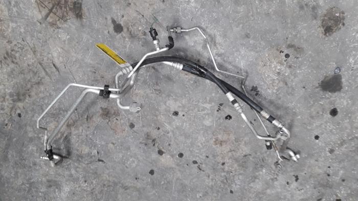 Luftkonditioneringsledning från en Mitsubishi Colt (Z2/Z3) 1.3 16V 2006