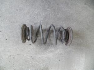 Gebruikte Schroefveer achter Opel Astra H GTC (L08) 1.3 CDTI 16V Ecotec Prijs op aanvraag aangeboden door Autodemontage Joko B.V.