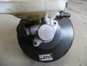 Begagnade Huvudcylinder Ford Focus 3 1.6 Ti-VCT 16V 125 Pris på förfrågan erbjuds av Autodemontage Joko B.V.