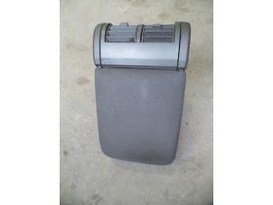 Begagnade Armstöd Opel Vectra C Caravan 2.2 DIG 16V Pris på förfrågan erbjuds av Autodemontage Joko B.V.