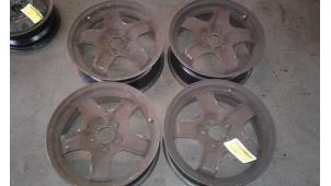 Używane Zestaw obreczy Opel Vectra C Caravan 2.2 DIG 16V Cena na żądanie oferowane przez Autodemontage Joko B.V.