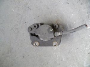 Begagnade Främre bromsok, höger Dacia Logan (LS) 1.4 Pris på förfrågan erbjuds av Autodemontage Joko B.V.