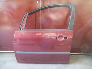 Begagnade Dörr, 4-dörrars, vänster fram Ford Focus C-Max 1.6 TDCi 16V Pris på förfrågan erbjuds av Autodemontage Joko B.V.