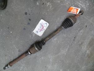 Gebruikte Cardanas rechts-voor (VWA) Renault Scénic II (JM) 2.0 16V Prijs op aanvraag aangeboden door Autodemontage Joko B.V.