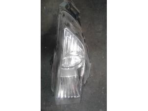 Gebruikte Schijnwerper rechts Opel Insignia Sports Tourer 2.0 CDTI 16V 160 Ecotec Prijs op aanvraag aangeboden door Autodemontage Joko B.V.